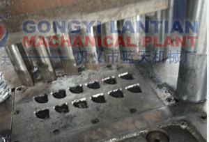 Mechanical shisha briquettes making machine